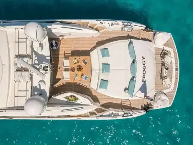 Sunseeker Predator 82