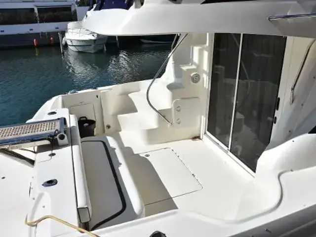 Sea Ray 420 Sedan Bridge