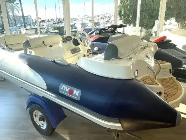 Avon Seasport Jet 380