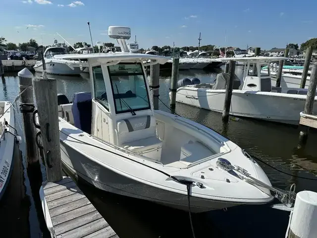 Boston Whaler 250 Outrage