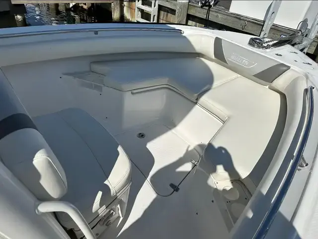 Boston Whaler 250 Outrage