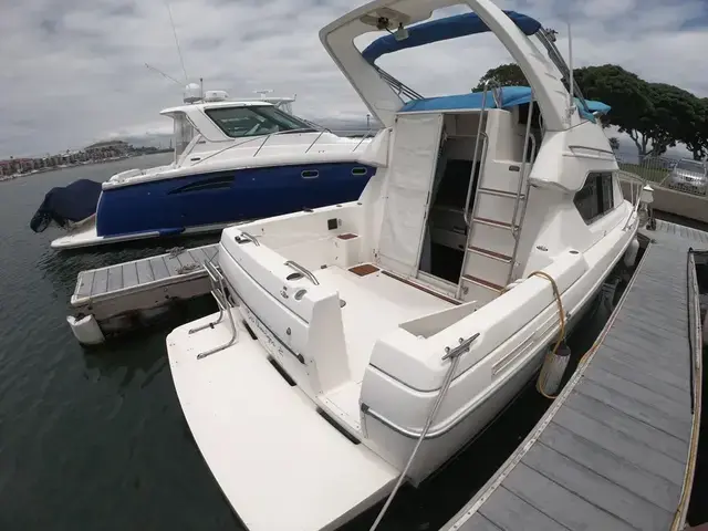 Bayliner 2858 Ciera Command Bridge