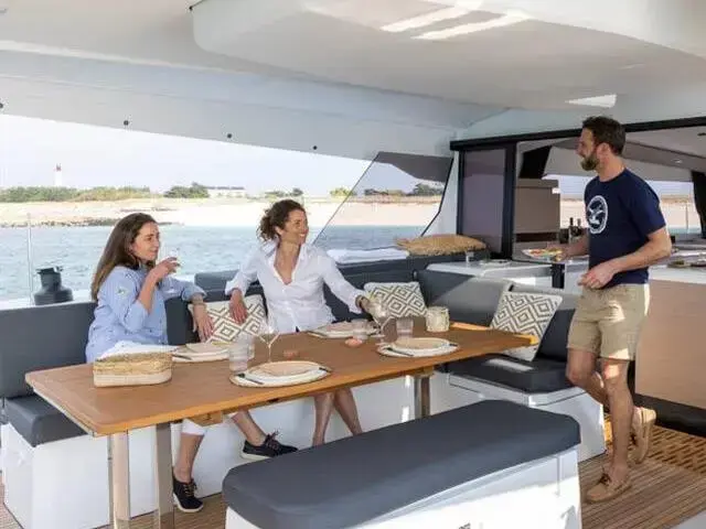 Fountaine Pajot Aura 51