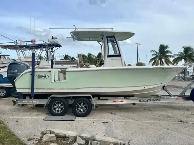 Sea Hunt Ultra 235 Se