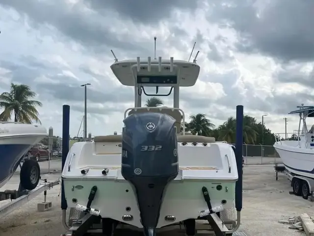 Sea Hunt Ultra 235 Se