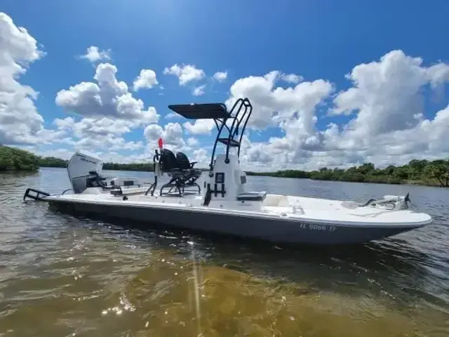 Tidewater 25 TPC Raptor