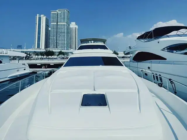 Ferretti Yachts 80