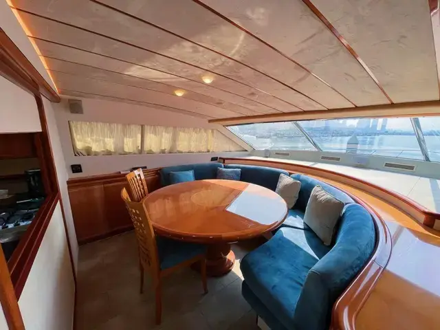 Ferretti Yachts 80