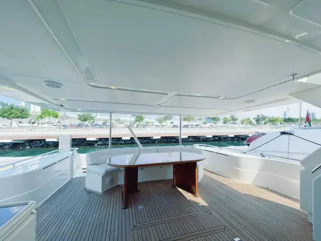 Ferretti Yachts 80