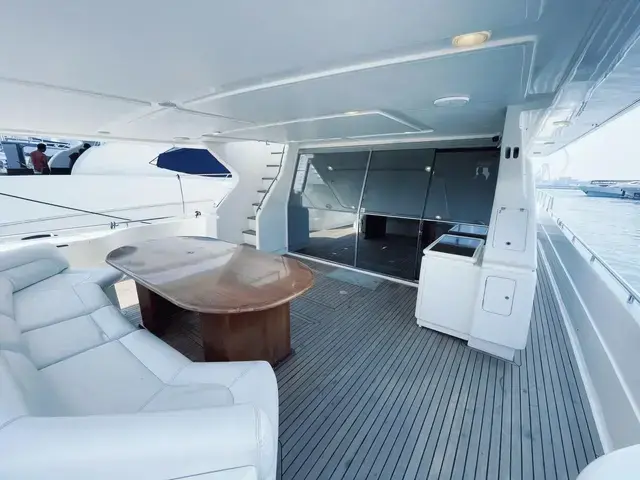 Ferretti Yachts 80