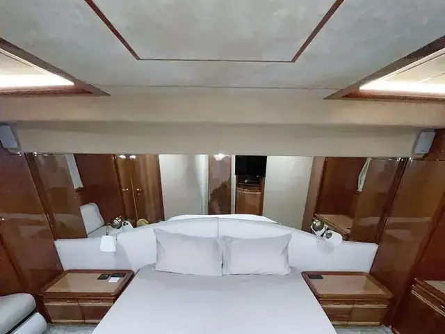 Ferretti Yachts 80