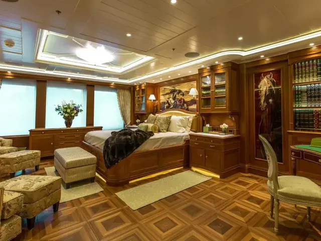 Feadship Custom