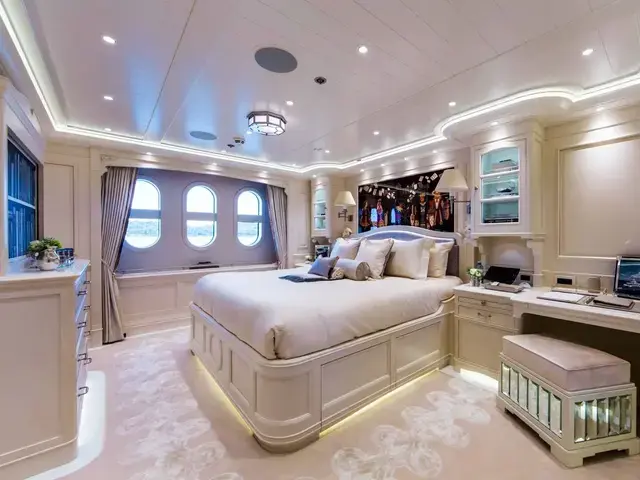 Feadship Custom