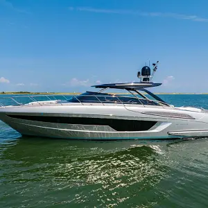 2022 Riva le