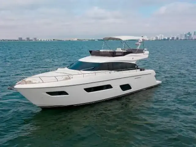 Ferretti Yachts 550