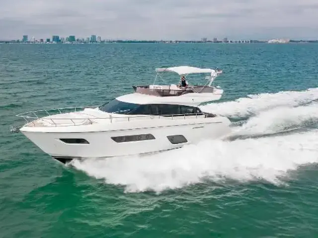 Ferretti Yachts 550