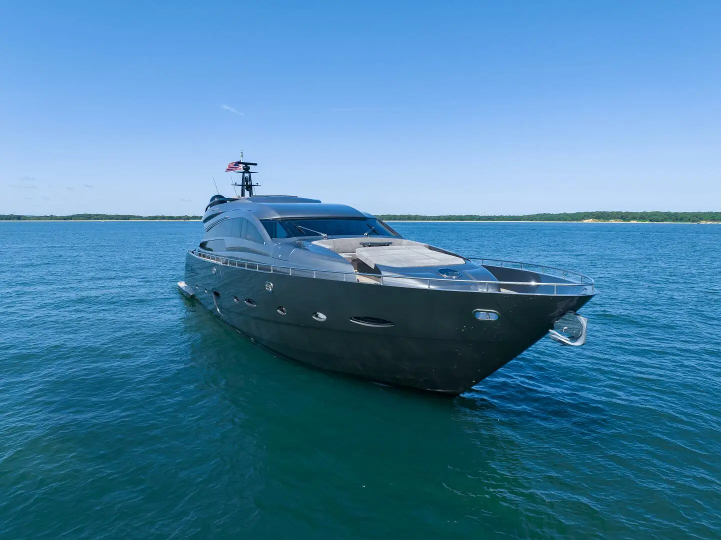 2017 Pershing 92