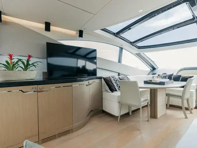 Sunseeker Predator 68