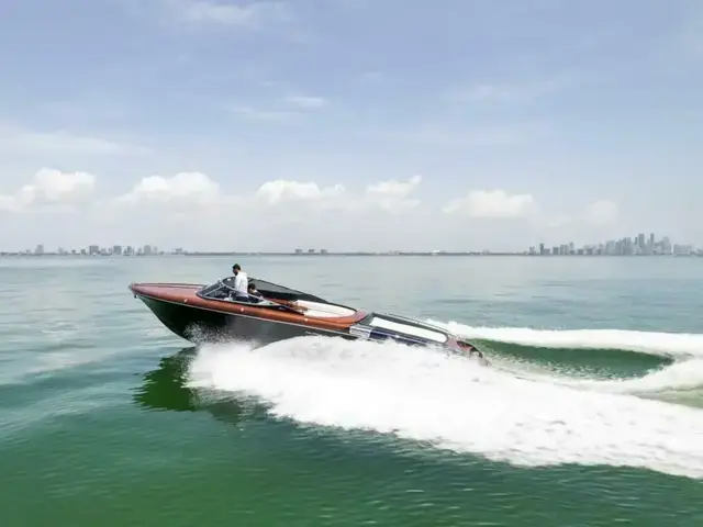 Riva 33 Aquariva