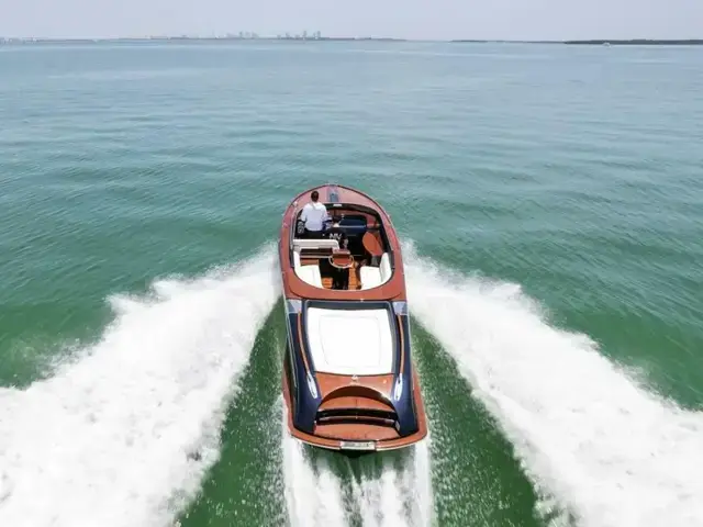 Riva 33 Aquariva