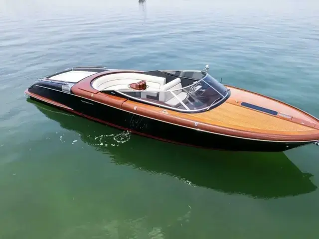 Riva 33 Aquariva