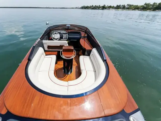 Riva 33 Aquariva