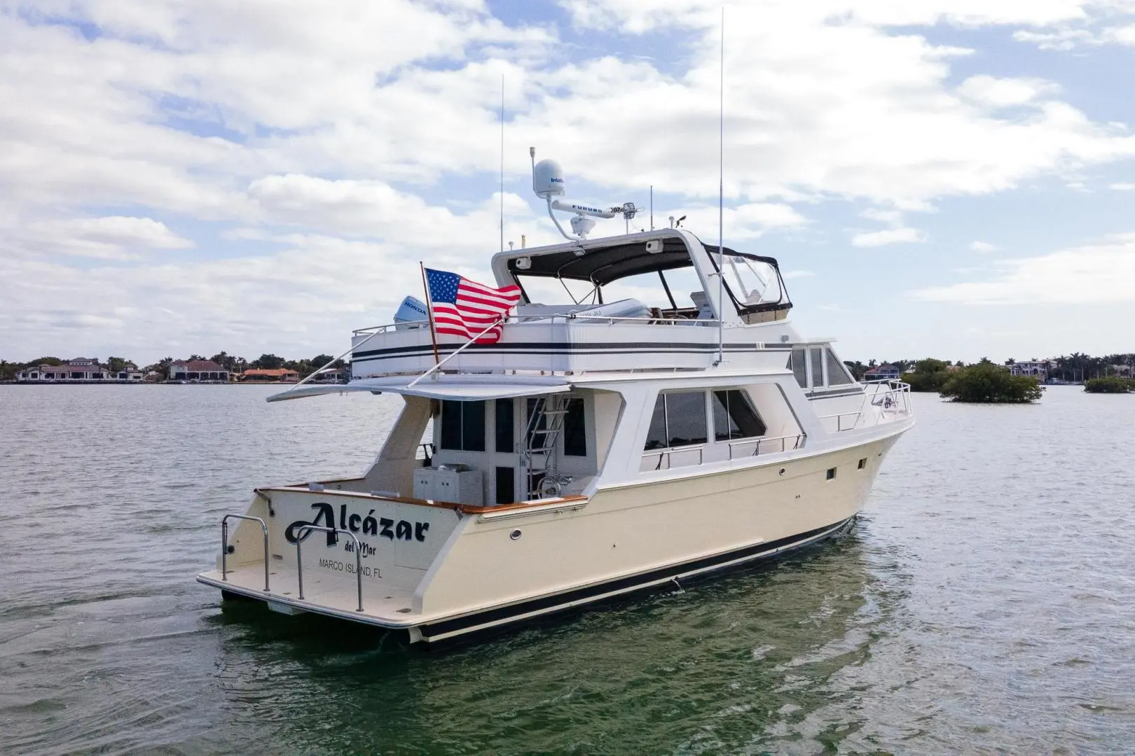 1998 Offshore 54 pilot house