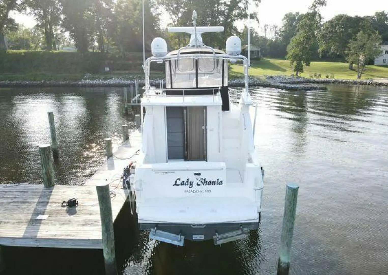 2002 Silverton 330 sport bridge