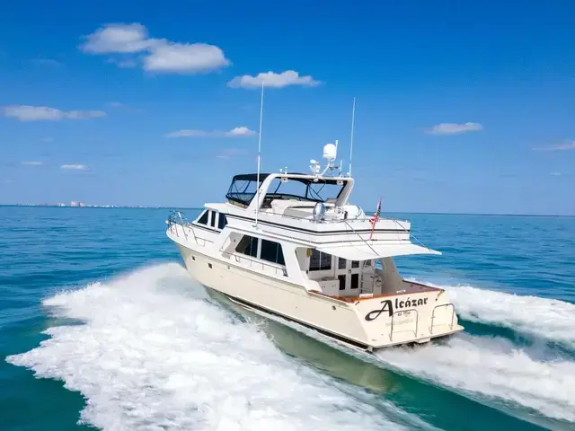 Offshore Yachts 54 Pilot House