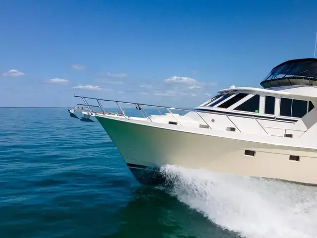 Offshore Yachts 54 Pilot House