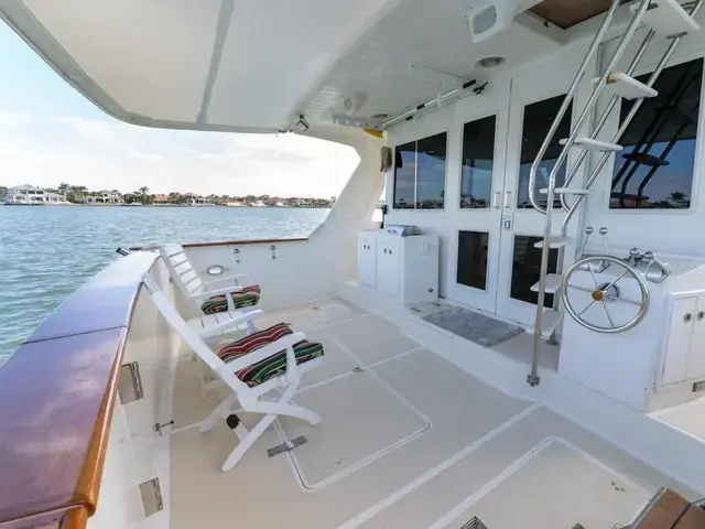 Offshore Yachts 54 Pilot House