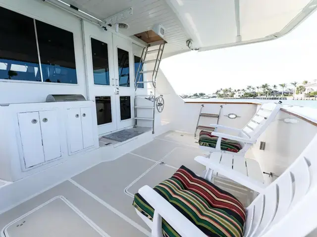 Offshore Yachts 54 Pilot House