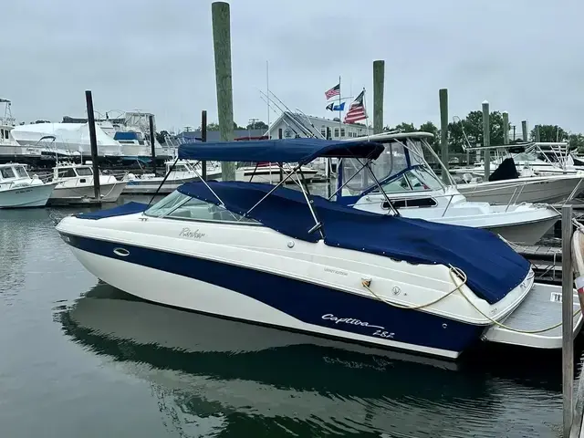 Rinker 282 Captiva Bowrider