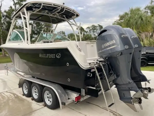 2017 Sailfish 275 dc