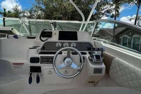 2005 Wellcraft 290 coastal