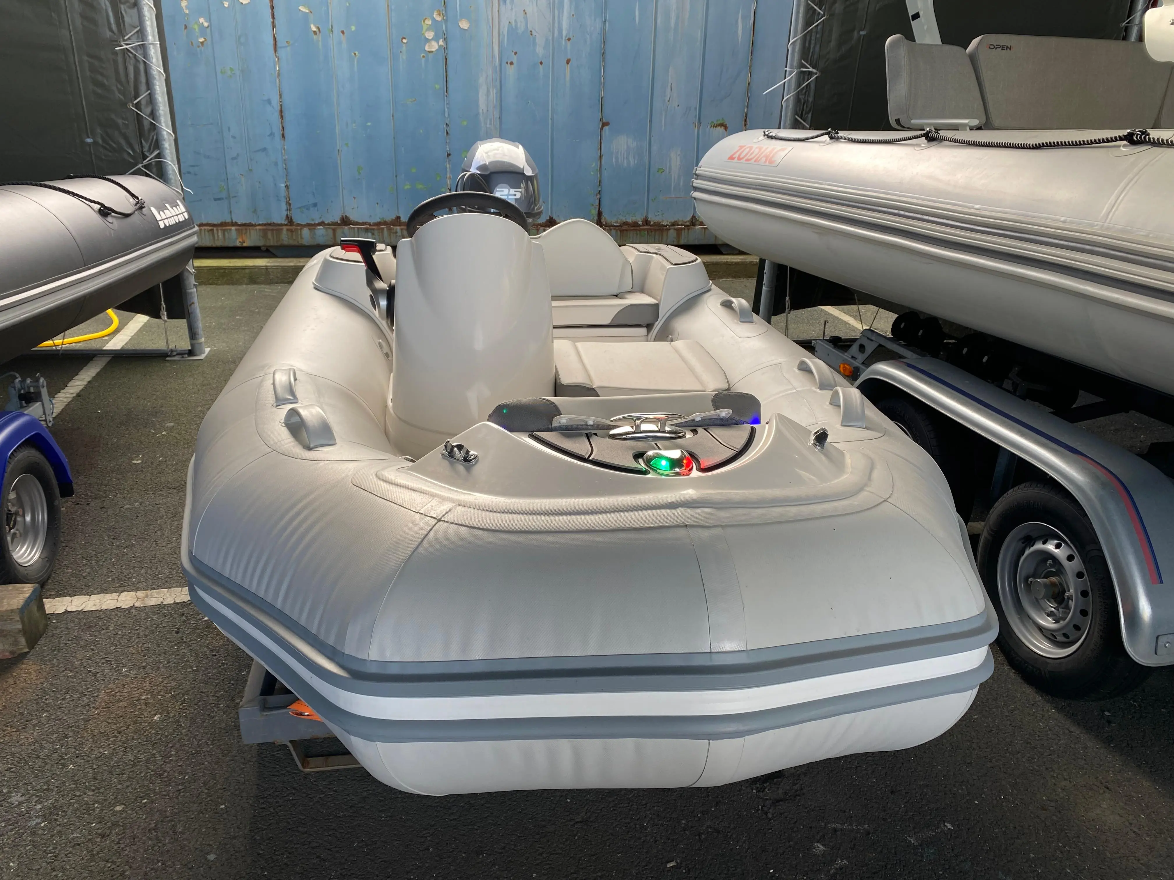 2023 Zodiac yachtline 360