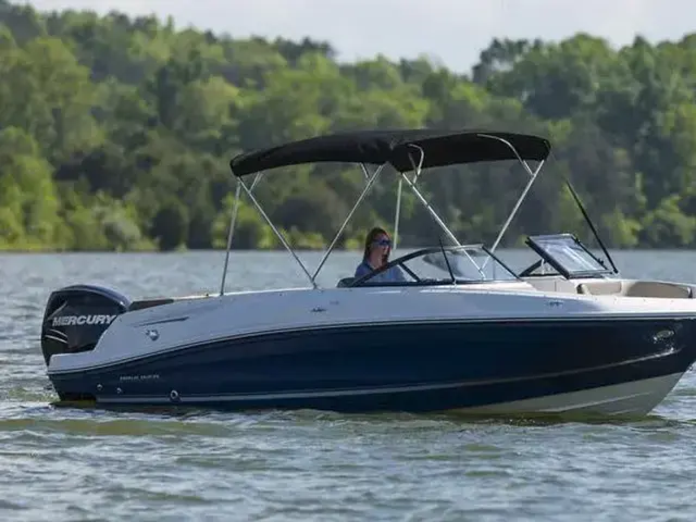 Bayliner Vr6