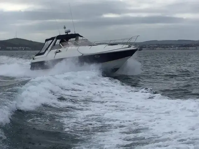 Sunseeker Martinique 38