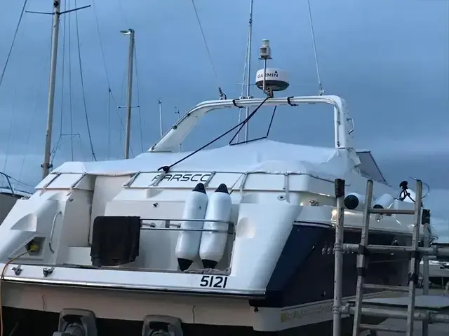 Sunseeker Martinique 38