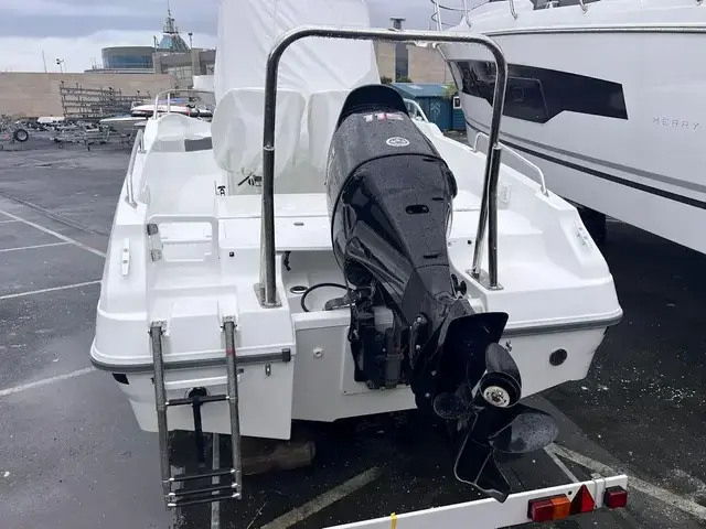 Beneteau Flyer 5.5 Spacedeck