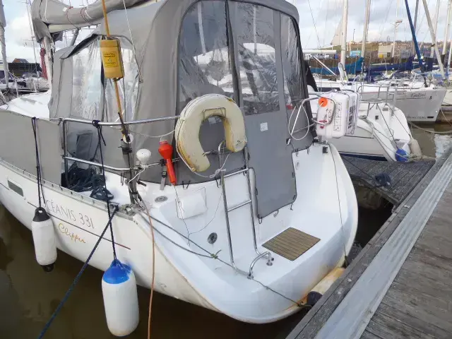 Beneteau Oceanis Clipper 331