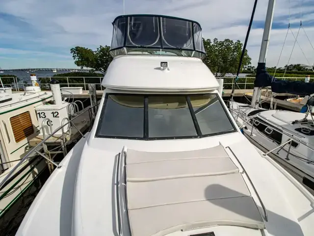 Bayliner 37