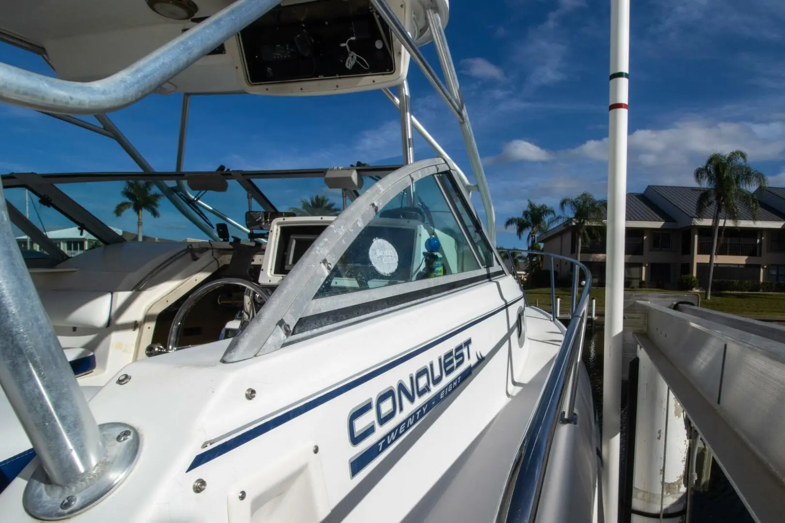 2000 Boston Whaler 285 conquest