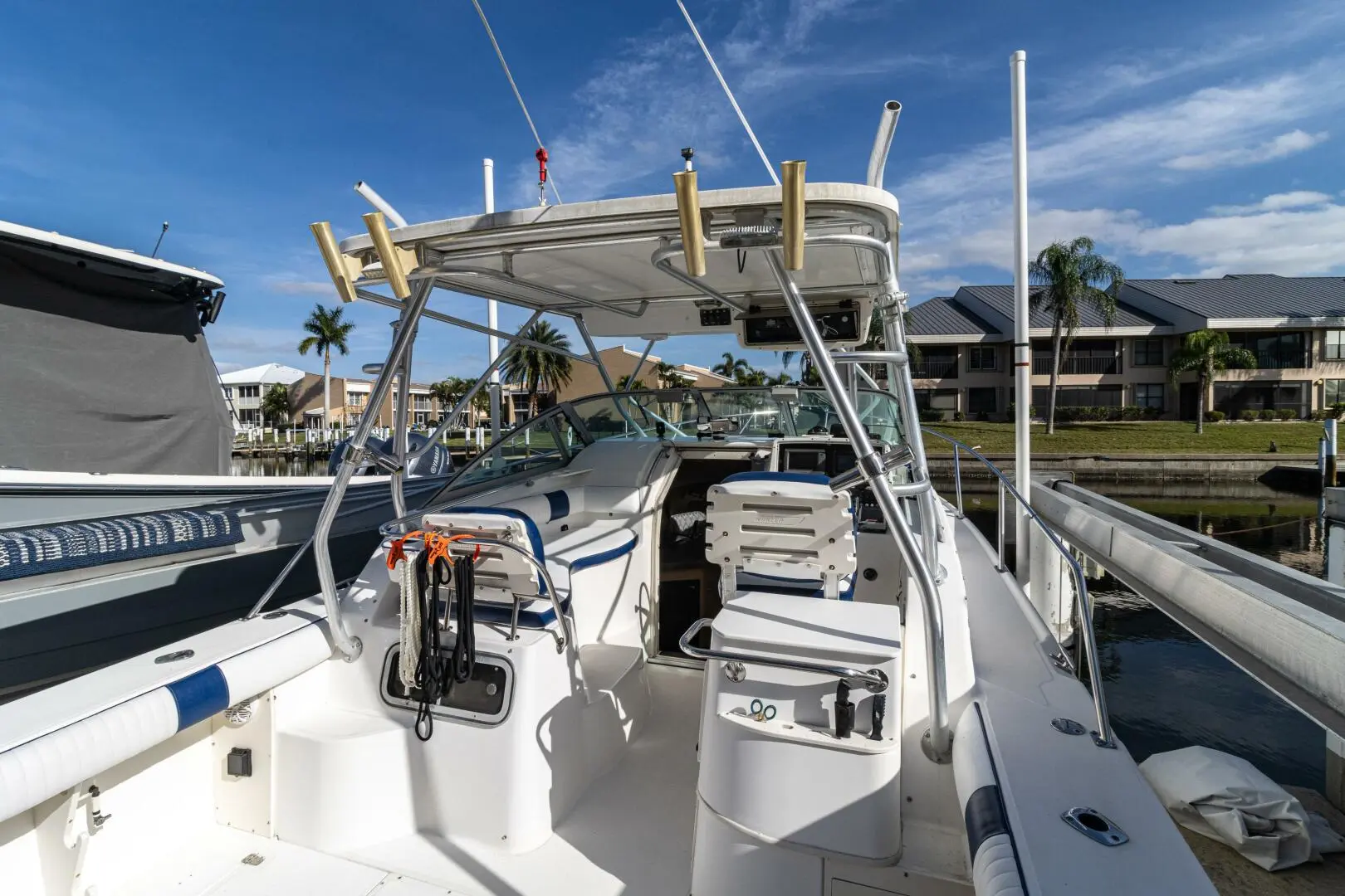 2000 Boston Whaler 285 conquest