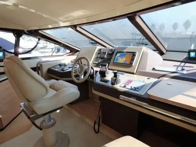 Azimut 60