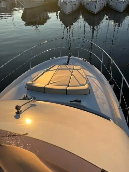 2007 Prestige 32