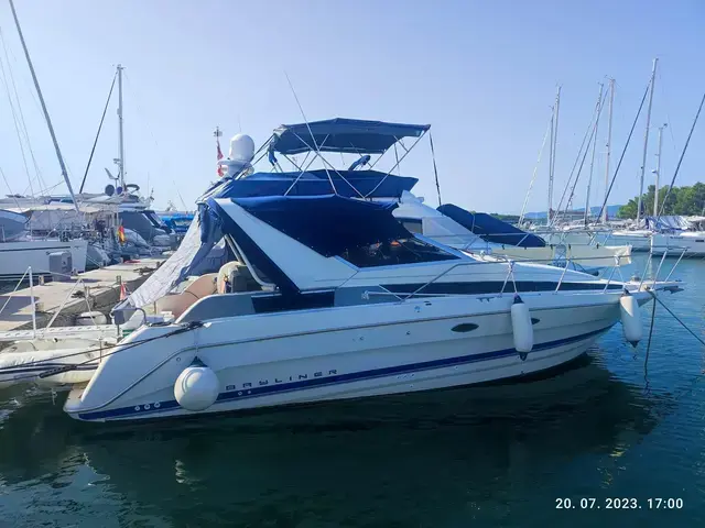 Bayliner 3055