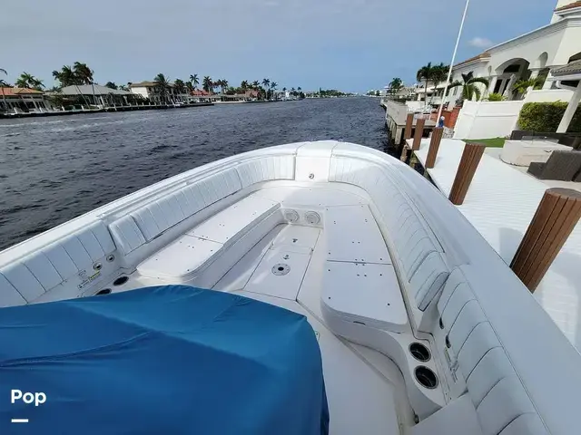 Intrepid 327 Center Console