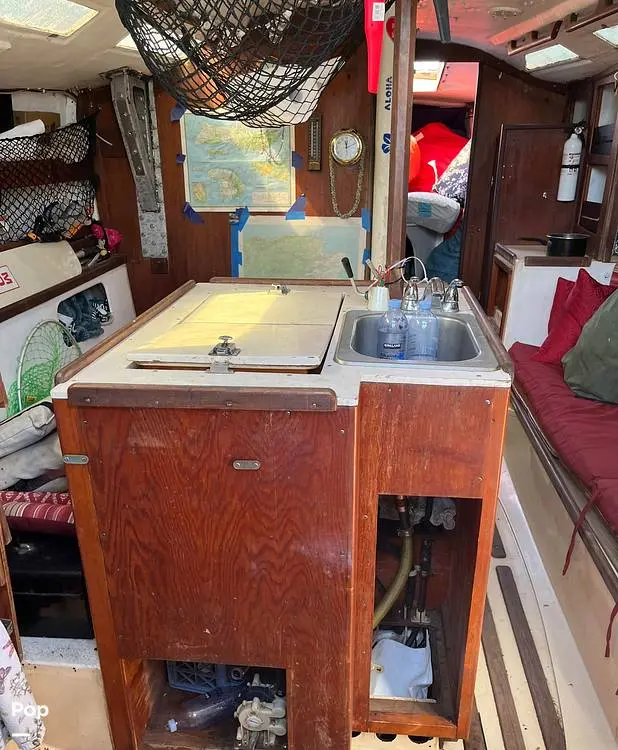 1973 Ranger 37 sloop