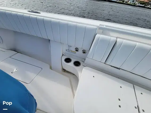 Intrepid 327 Center Console